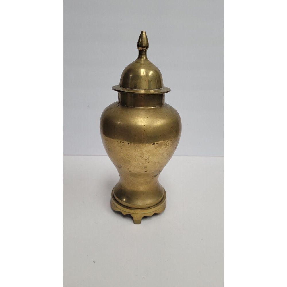 Vintage Small Brass Urn Ginger Jar Made In India‎ 9" Tall x 5" Diameter & Stand